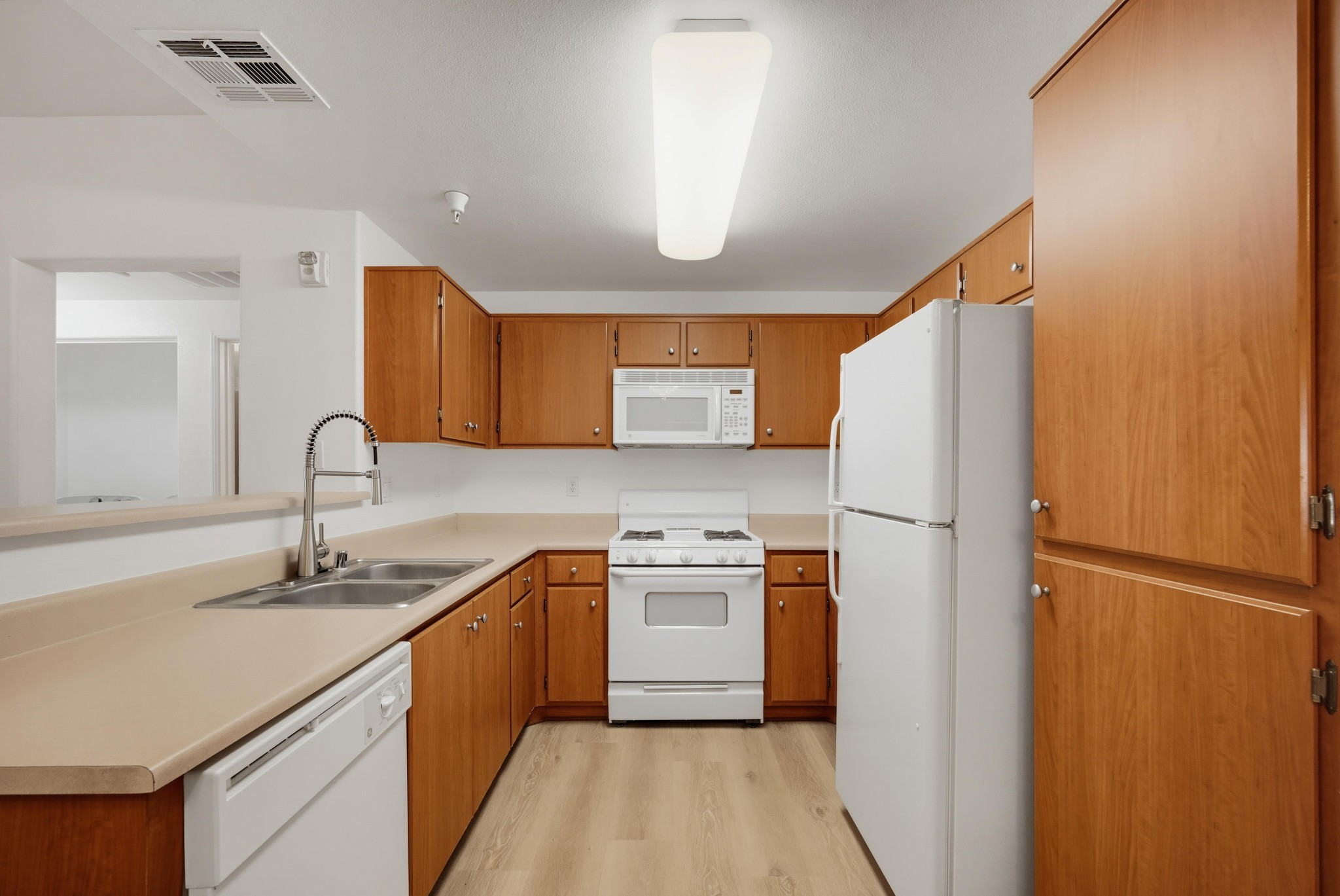Virtual tour photo 11 of 39 for 31389 Taylor Ln