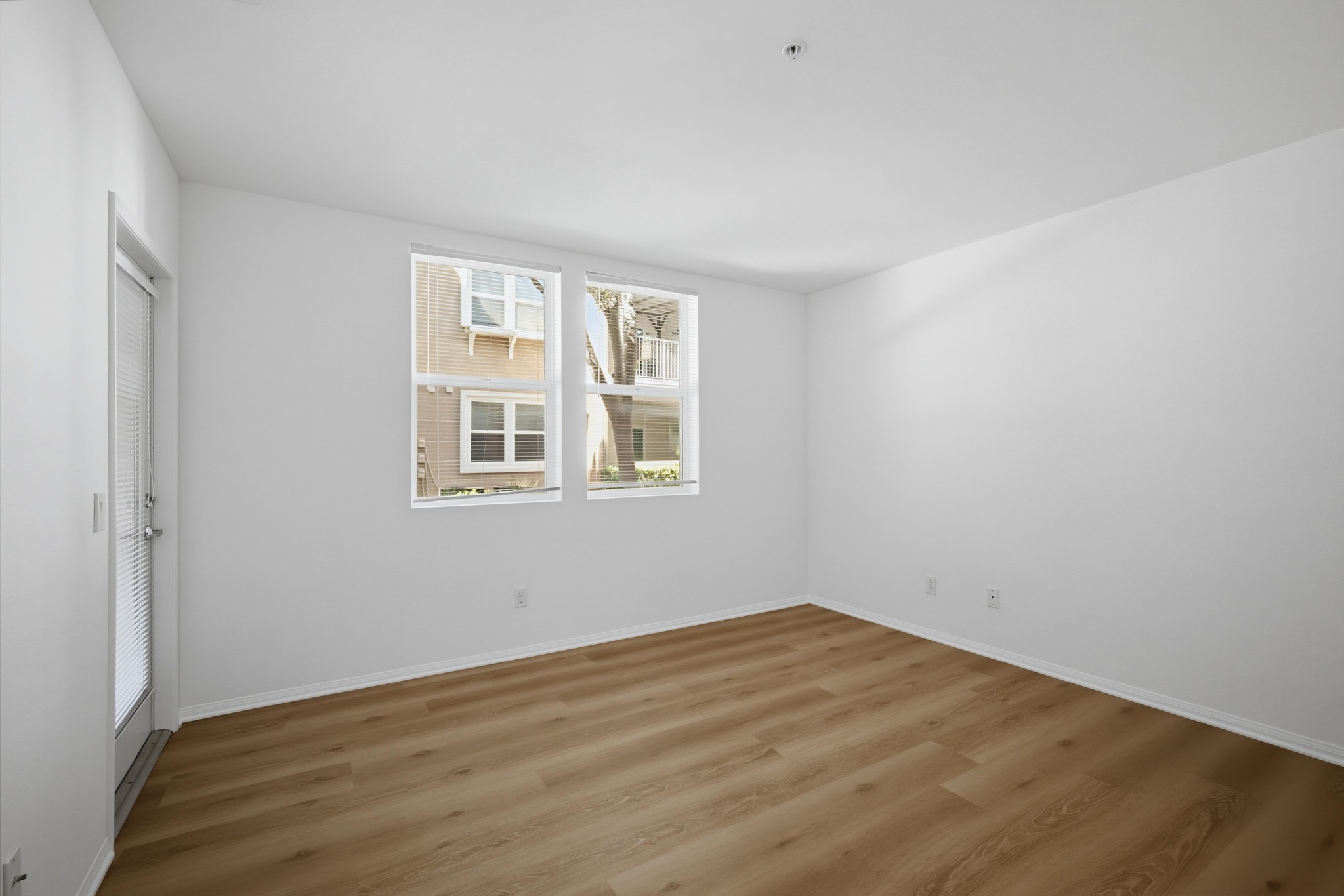 Virtual tour photo 24 of 39 for 31389 Taylor Ln