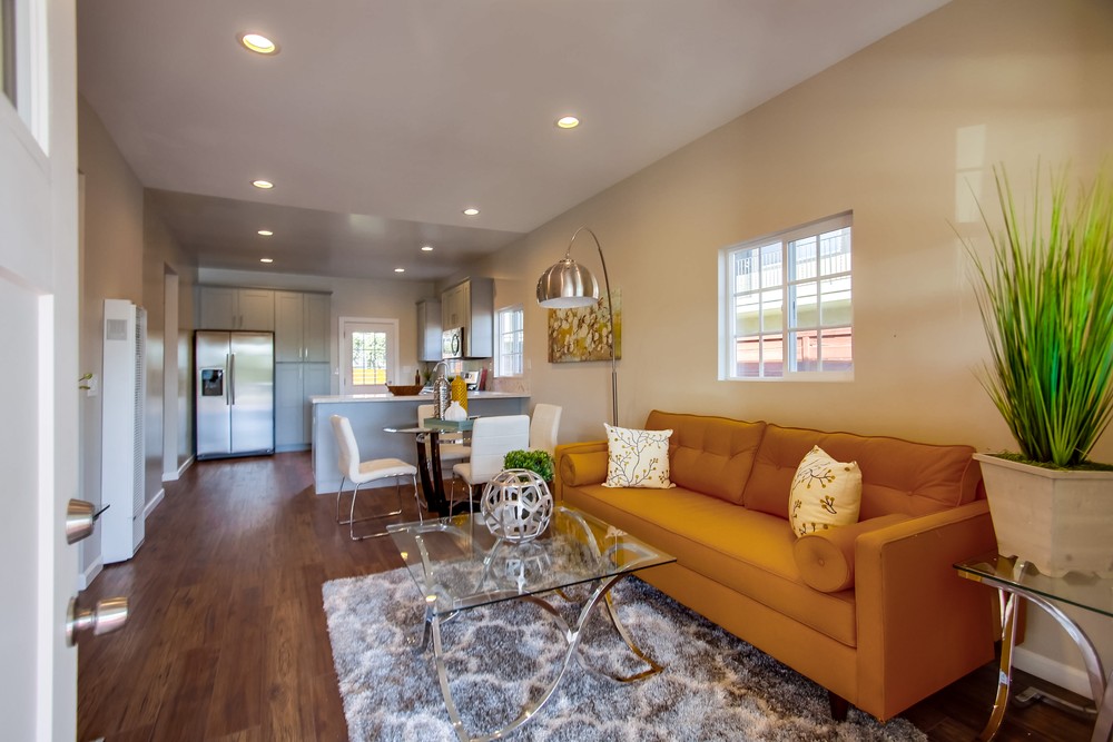 Virtual tour photo 12 of 81 for 3140 Grape Street