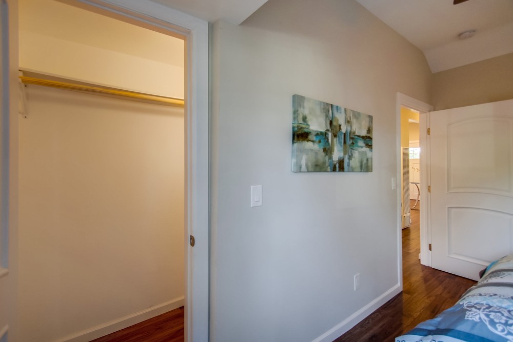 Virtual tour photo 31 of 81 for 3140 Grape Street