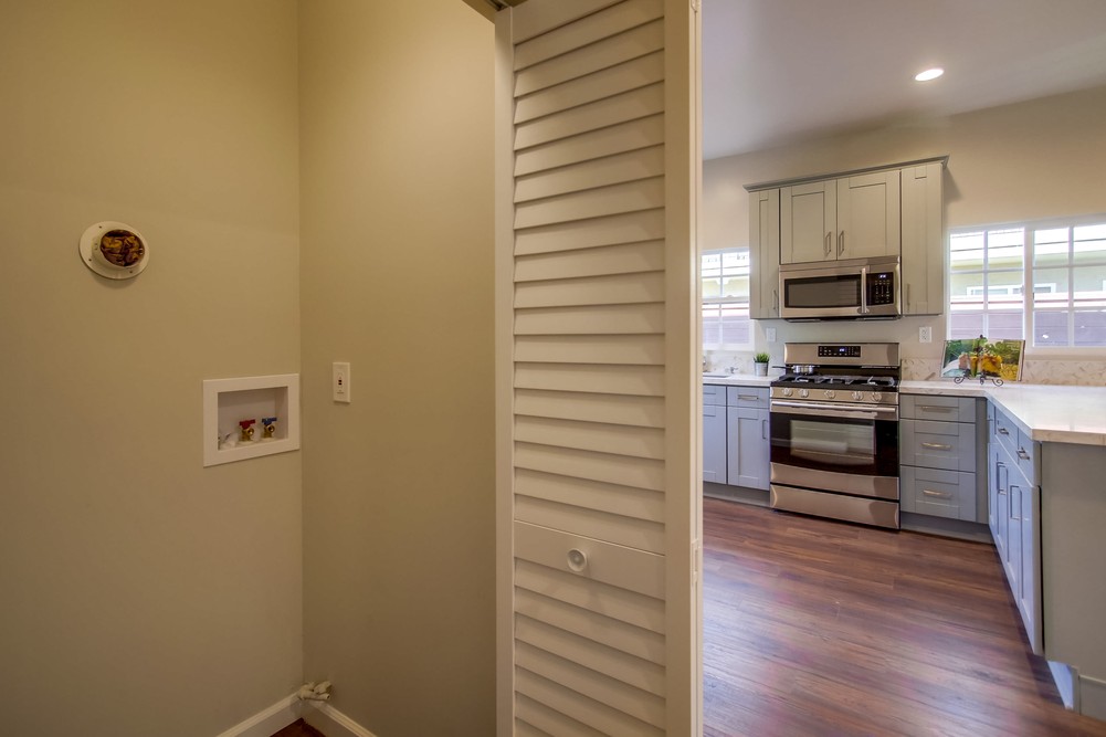 Virtual tour photo 39 of 81 for 3140 Grape Street