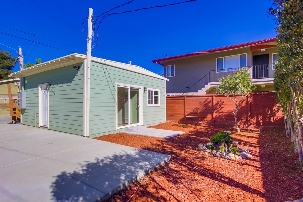 Virtual tour photo 74 of 81 for 3140 Grape Street