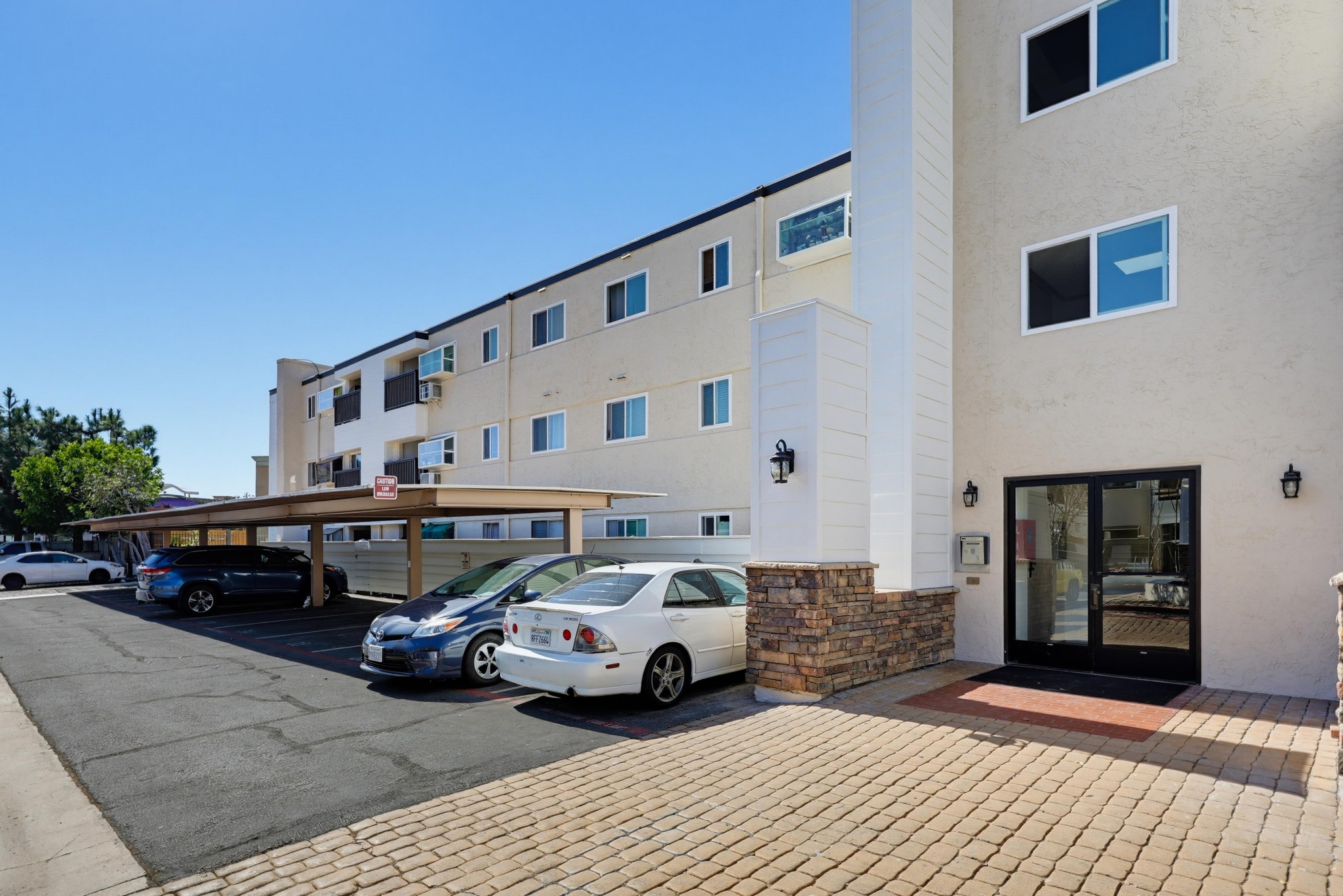 Virtual tour photo 4 of 49 for 3140 Midway Dr Unit A202