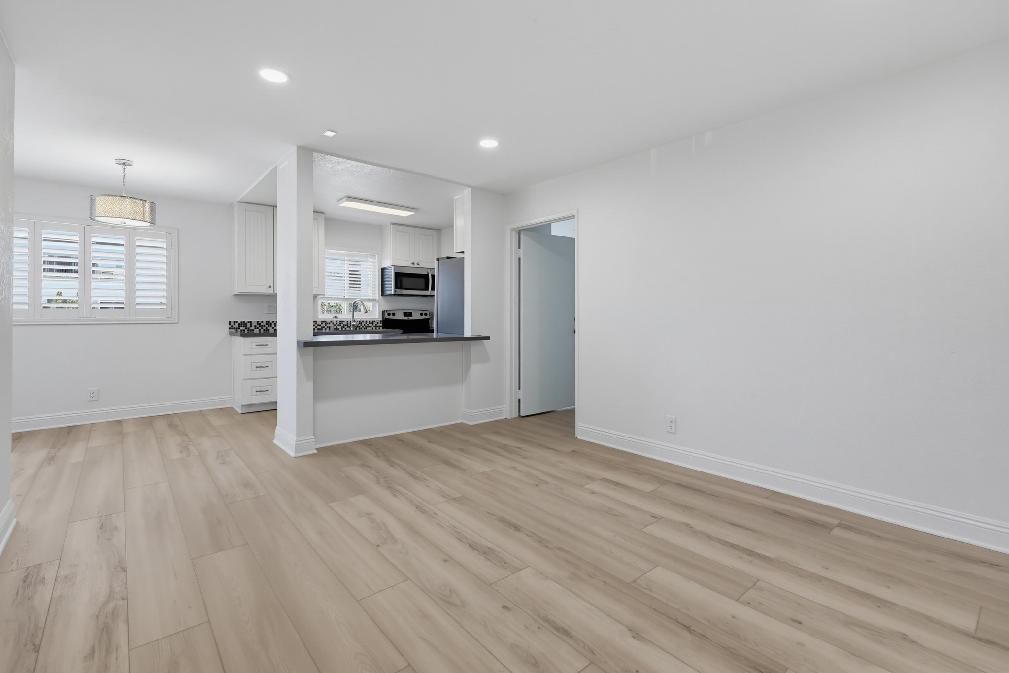 Virtual tour photo 10 of 49 for 3140 Midway Dr Unit A202