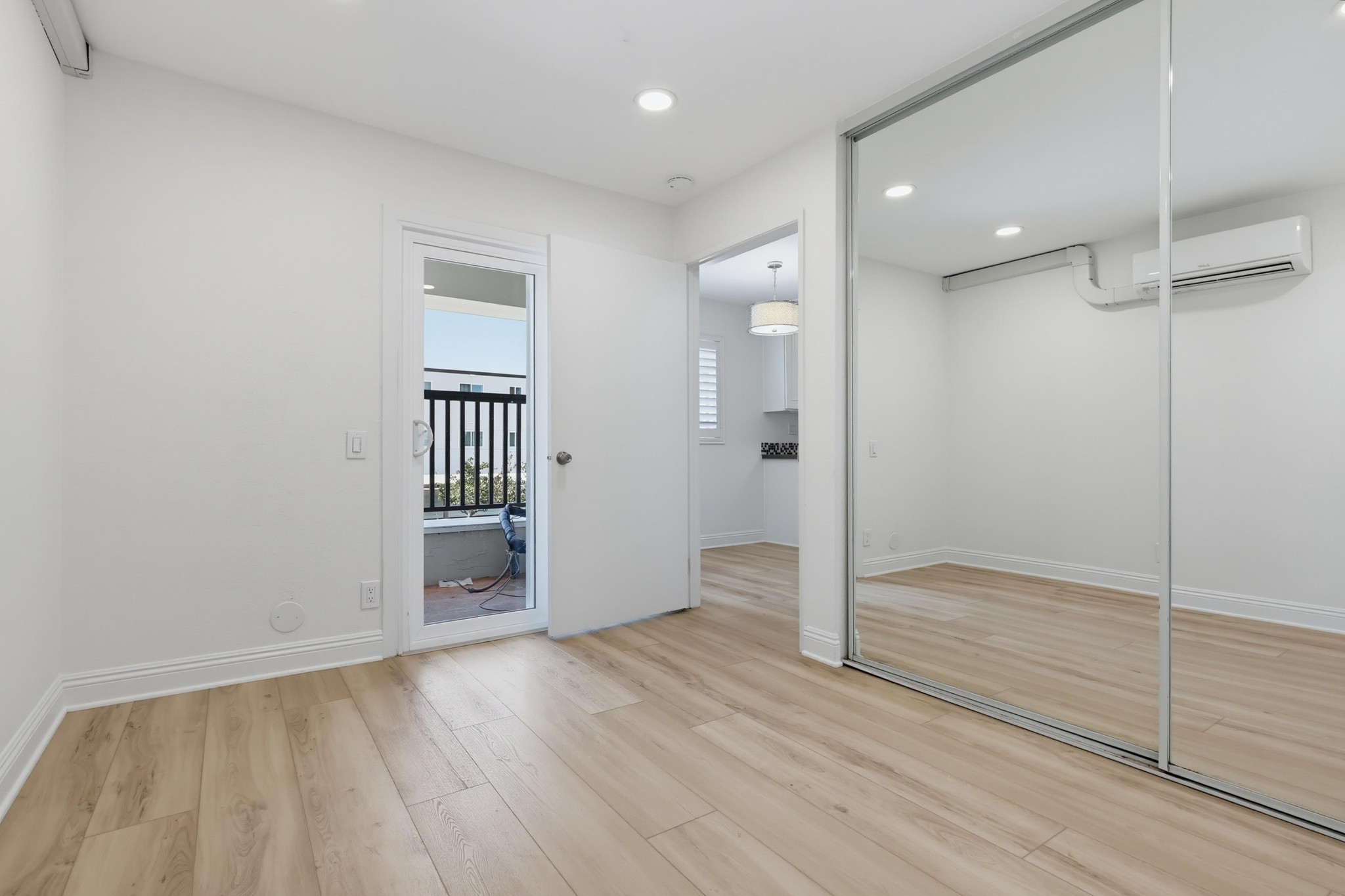 Virtual tour photo 34 of 49 for 3140 Midway Dr Unit A202