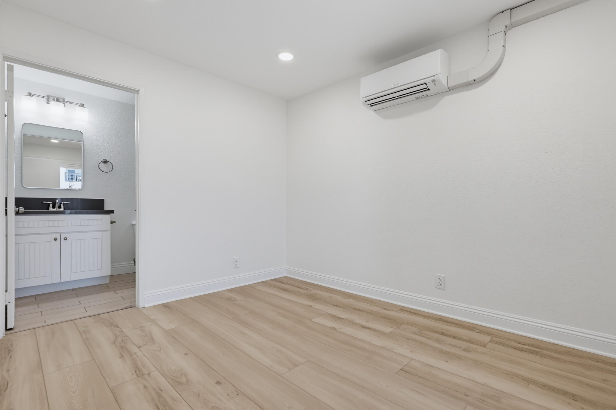 Virtual tour photo 35 of 49 for 3140 Midway Dr Unit A202