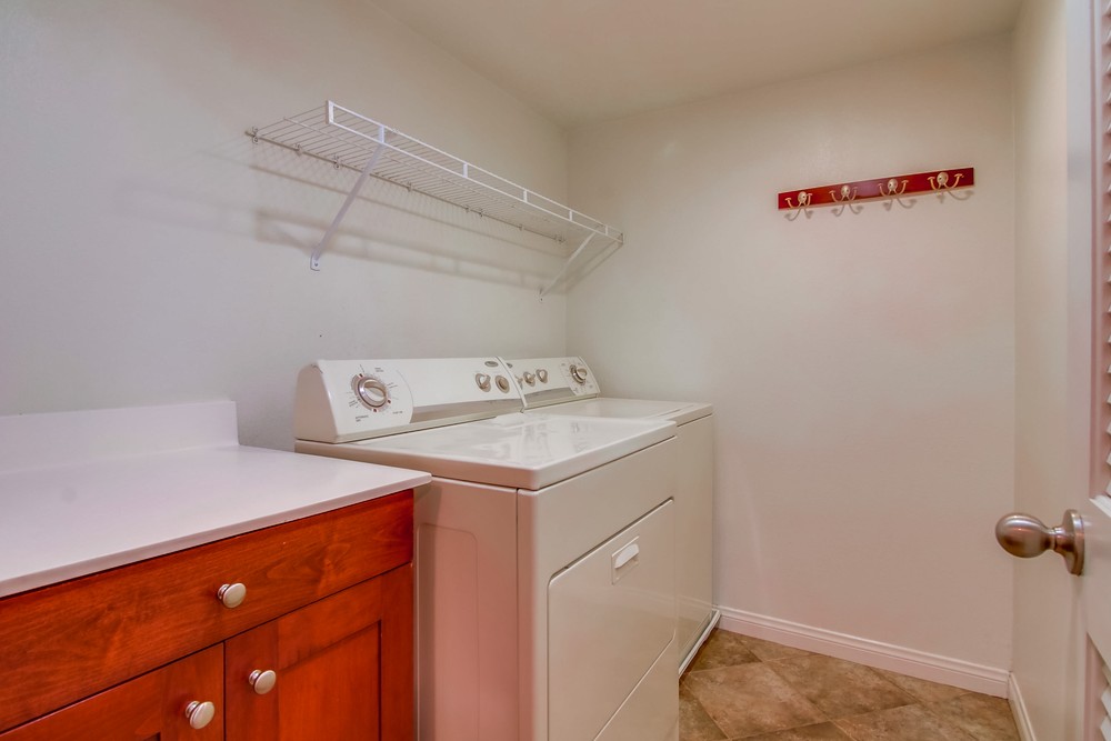 Virtual tour photo 25 of 29 for 3141 Lighthouse Ridge Ln