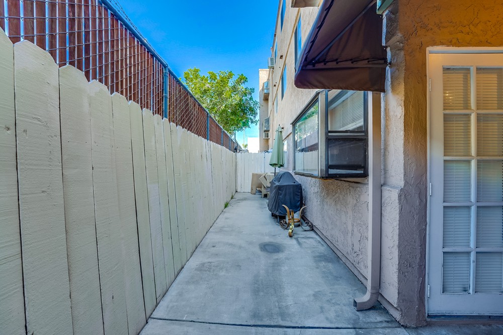 Virtual tour photo 6 of 32 for 3142 Midway Dr #109
