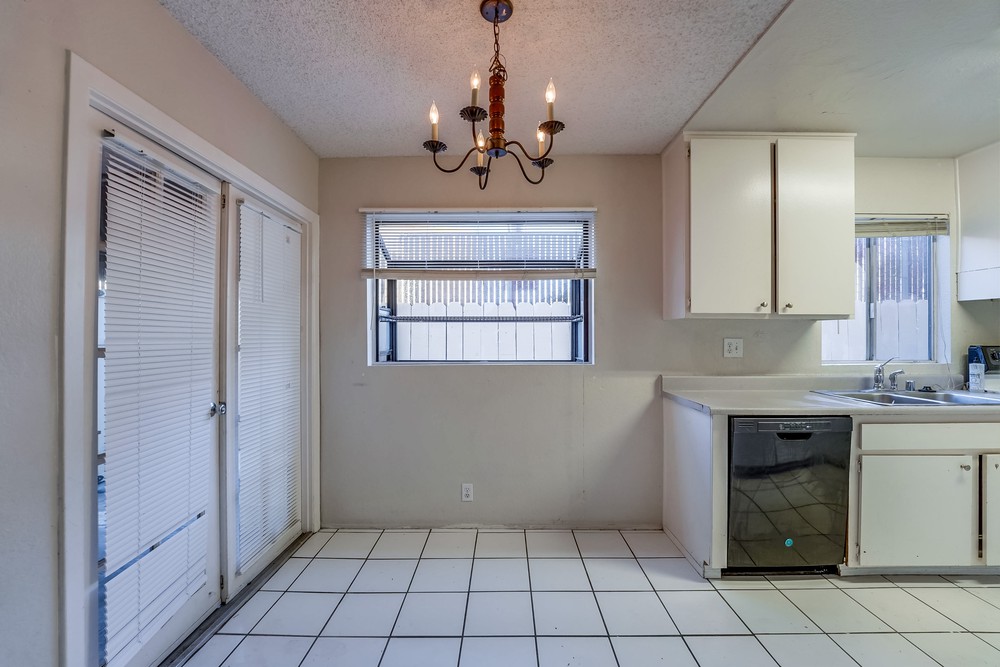 Virtual tour photo 15 of 32 for 3142 Midway Dr #109