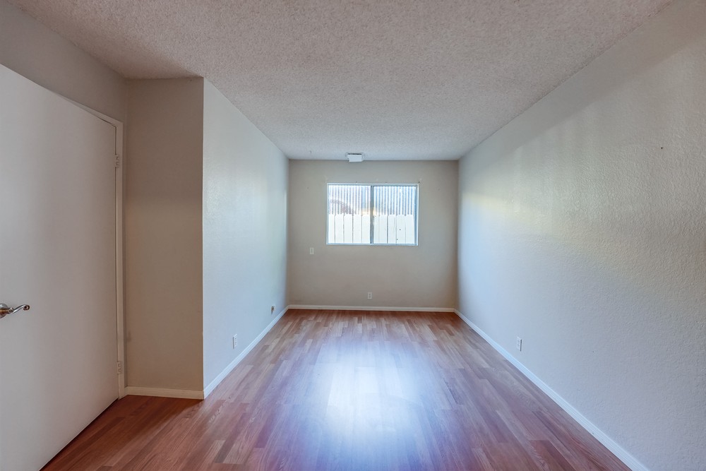 Virtual tour photo 23 of 32 for 3142 Midway Dr #109