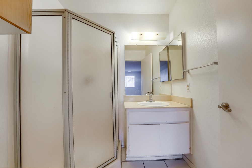 Virtual tour photo 26 of 32 for 3142 Midway Dr #109