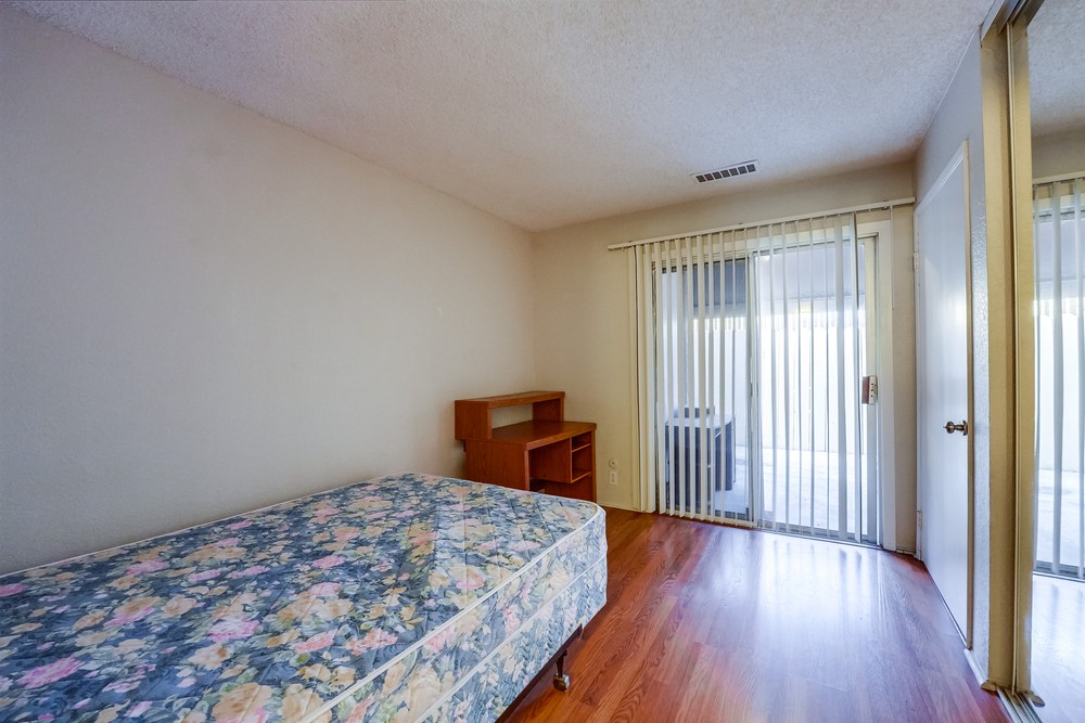 Virtual tour photo 28 of 32 for 3142 Midway Dr #109