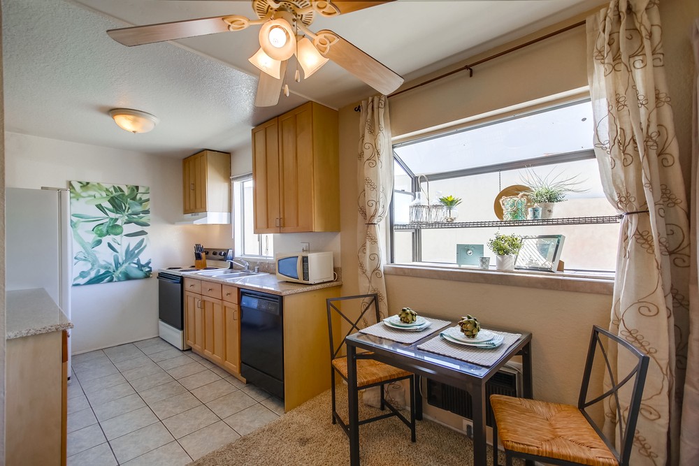 Virtual tour photo 11 of 39 for 3142 Midway Dr b210