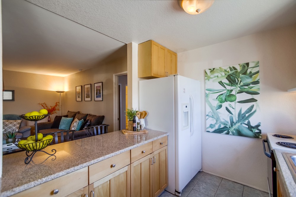 Virtual tour photo 13 of 39 for 3142 Midway Dr b210
