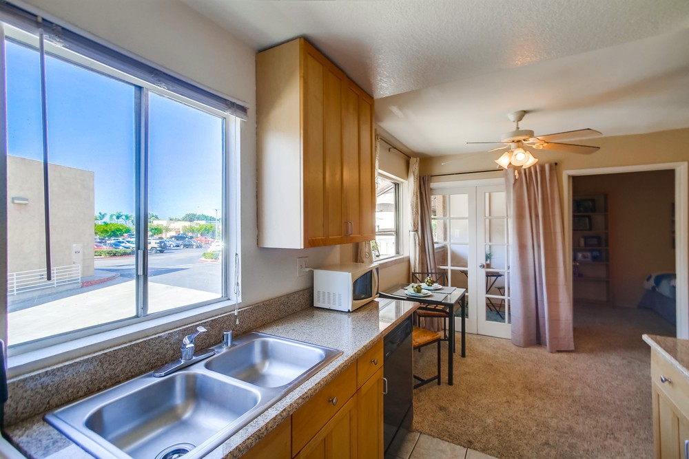 Virtual tour photo 15 of 39 for 3142 Midway Dr b210