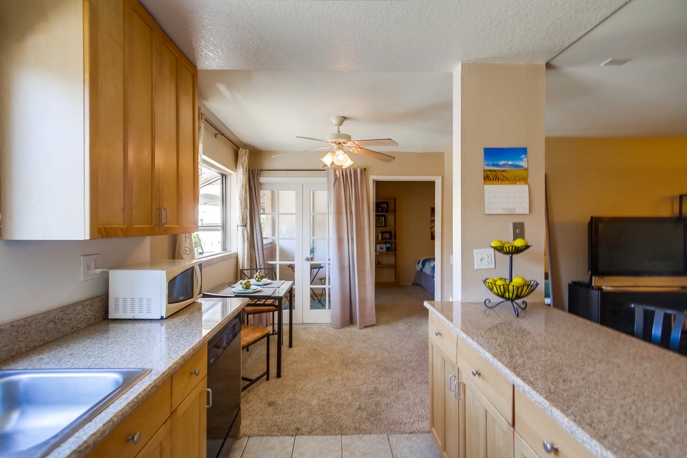 Virtual tour photo 16 of 39 for 3142 Midway Dr b210
