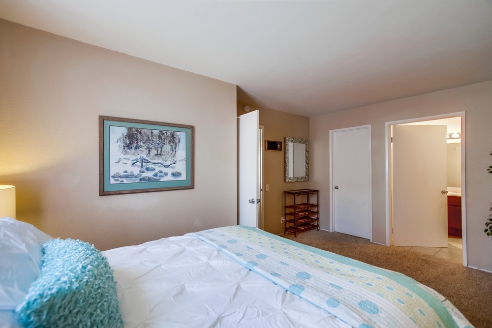 Virtual tour photo 24 of 39 for 3142 Midway Dr b210
