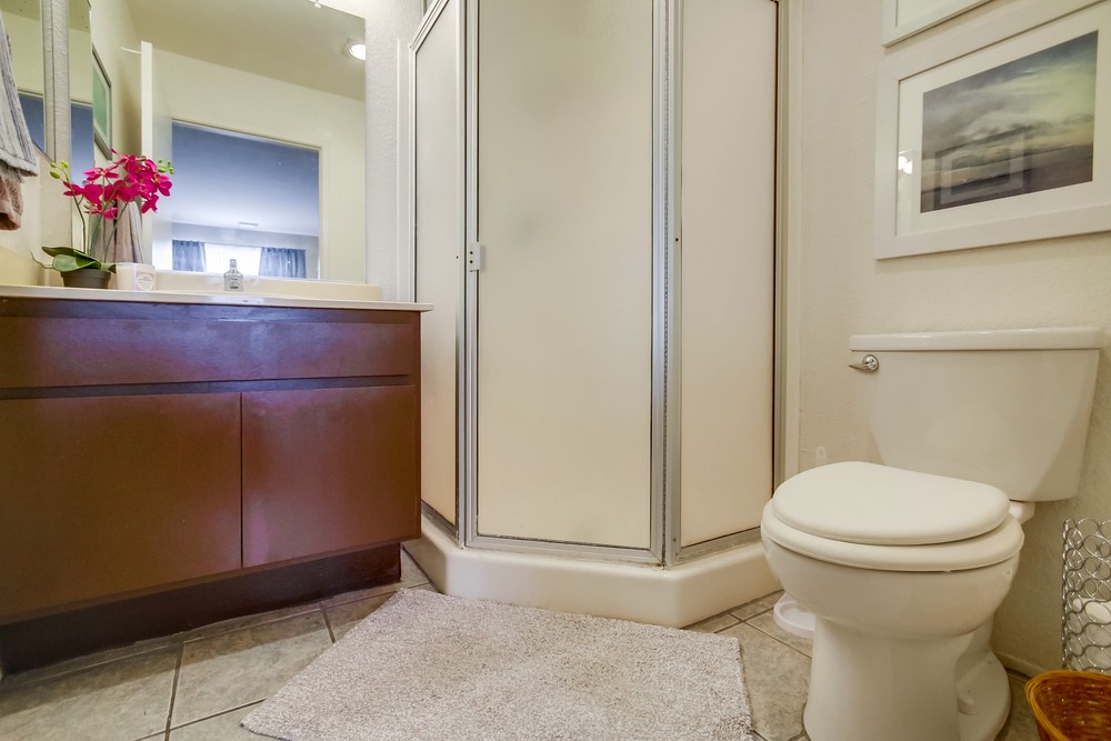 Virtual tour photo 25 of 39 for 3142 Midway Dr b210