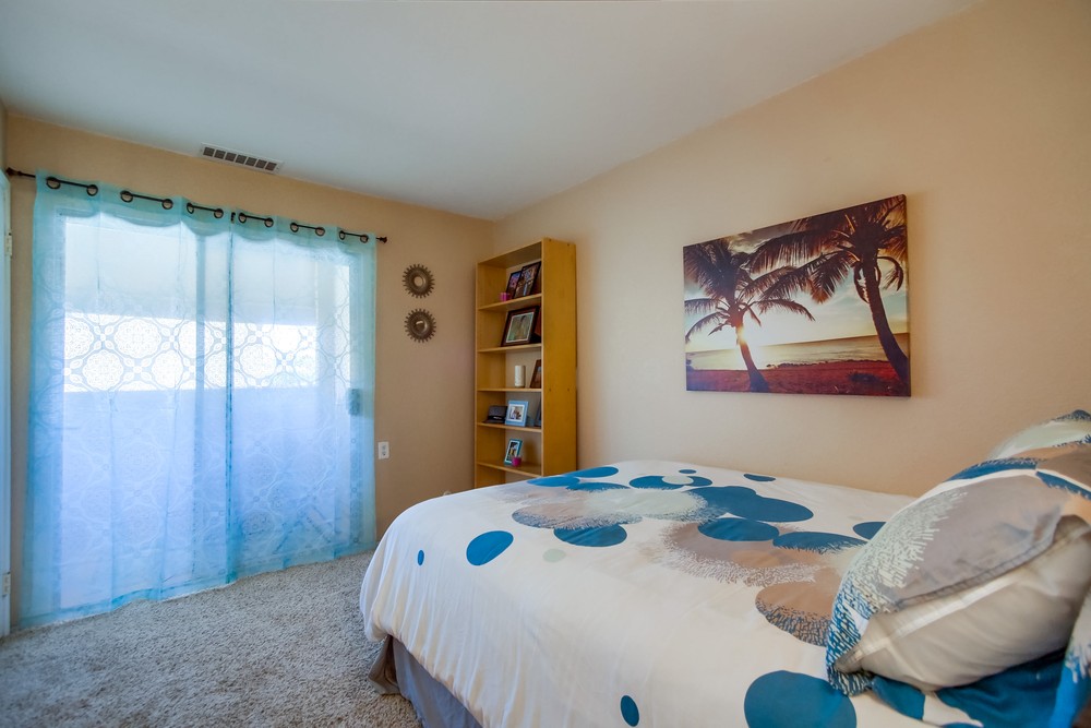 Virtual tour photo 29 of 39 for 3142 Midway Dr b210