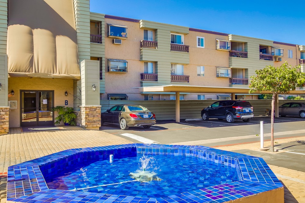 Virtual tour photo 37 of 39 for 3142 Midway Dr b210