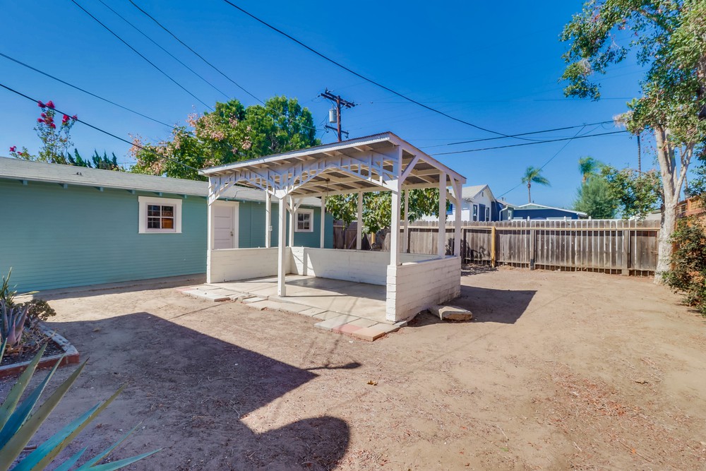 Virtual tour photo 37 of 39 for 3144 Felton St