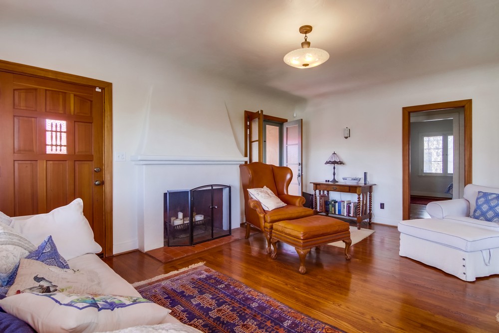 Virtual tour photo 11 of 36 for 3144 Fenelon St