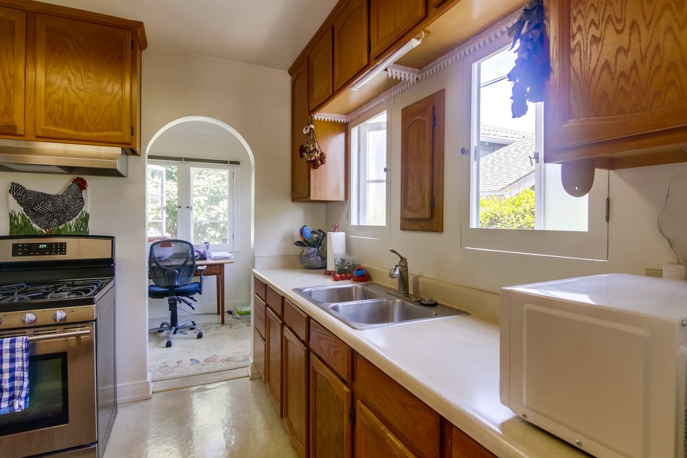 Virtual tour photo 15 of 36 for 3144 Fenelon St