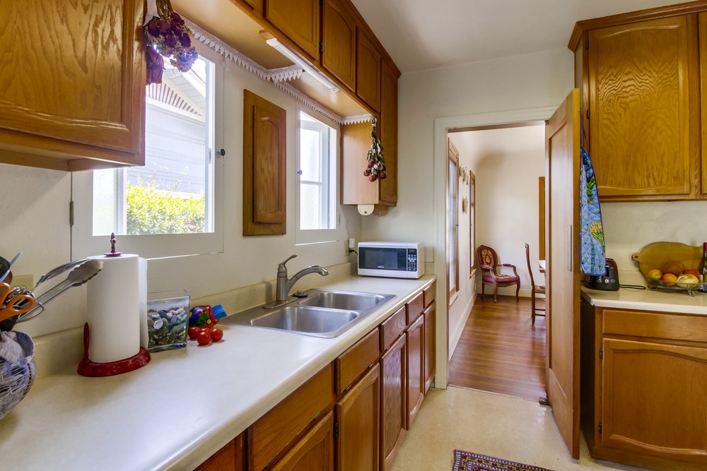 Virtual tour photo 16 of 36 for 3144 Fenelon St