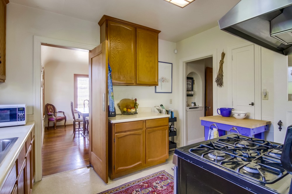 Virtual tour photo 17 of 36 for 3144 Fenelon St