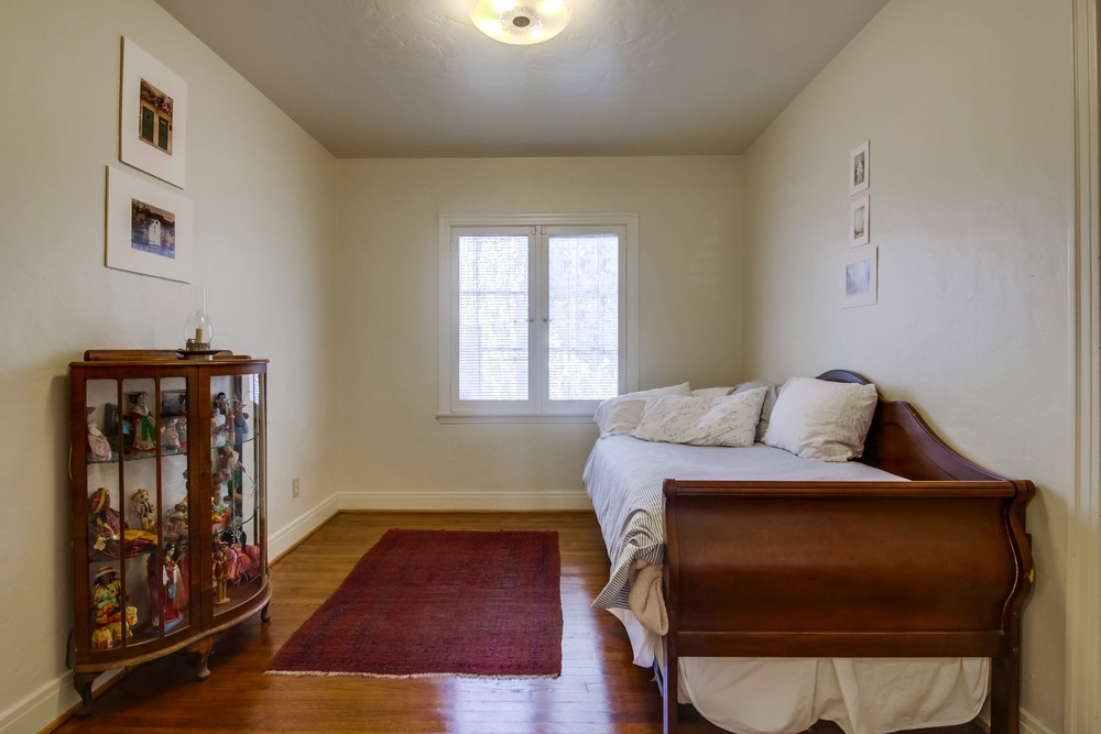 Virtual tour photo 25 of 36 for 3144 Fenelon St