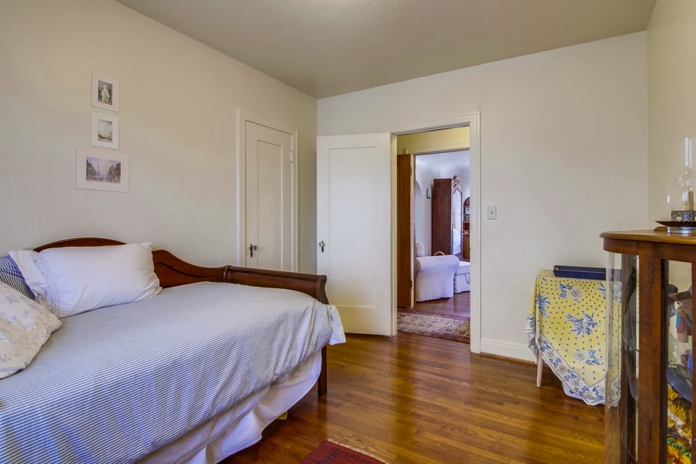 Virtual tour photo 26 of 36 for 3144 Fenelon St