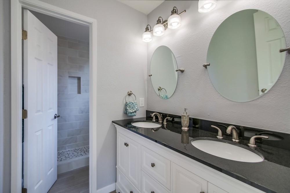 Virtual tour photo 31 of 48 for 3144 Franklin Ave