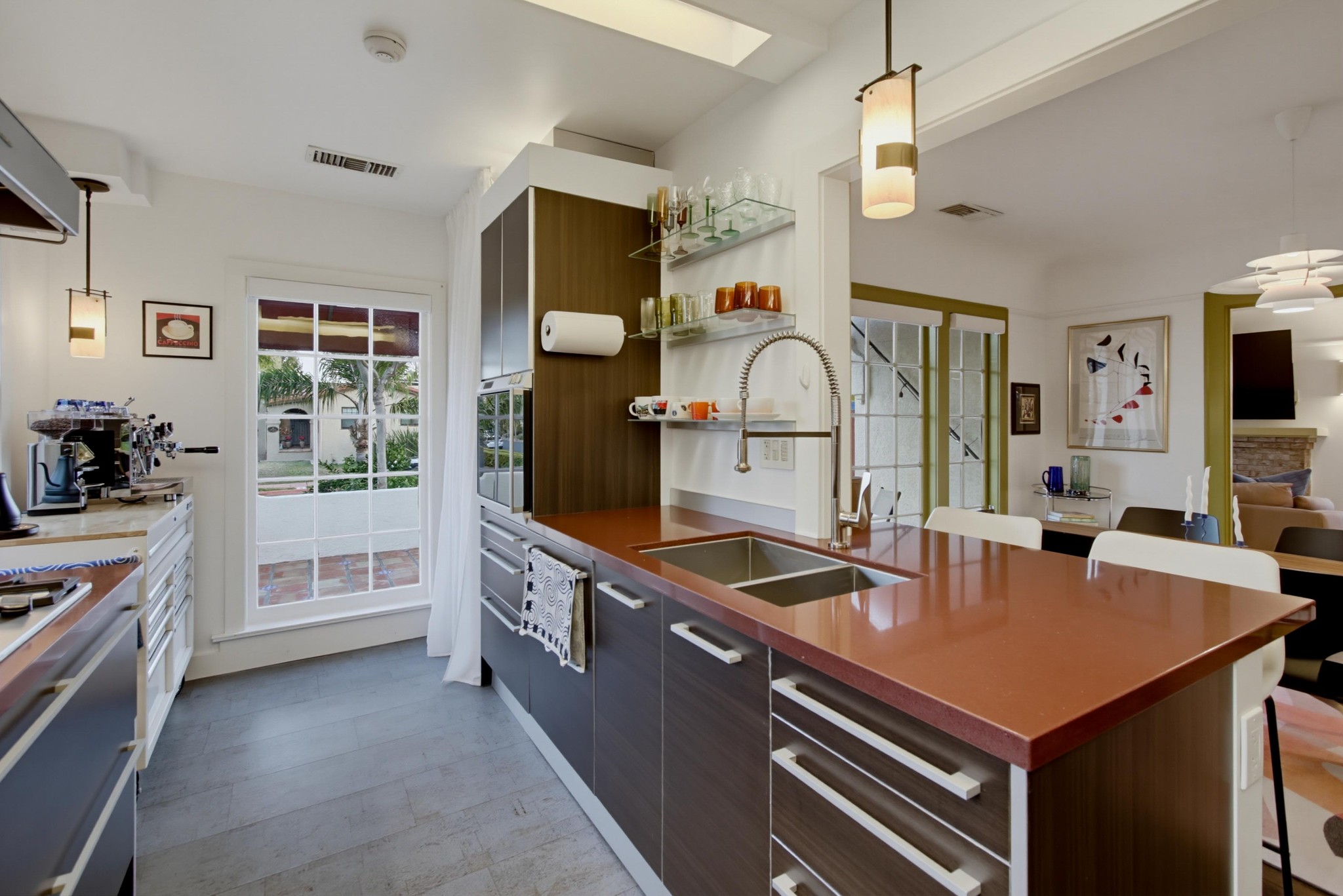 Virtual tour photo 35 of 76 for 3144 Laurel St