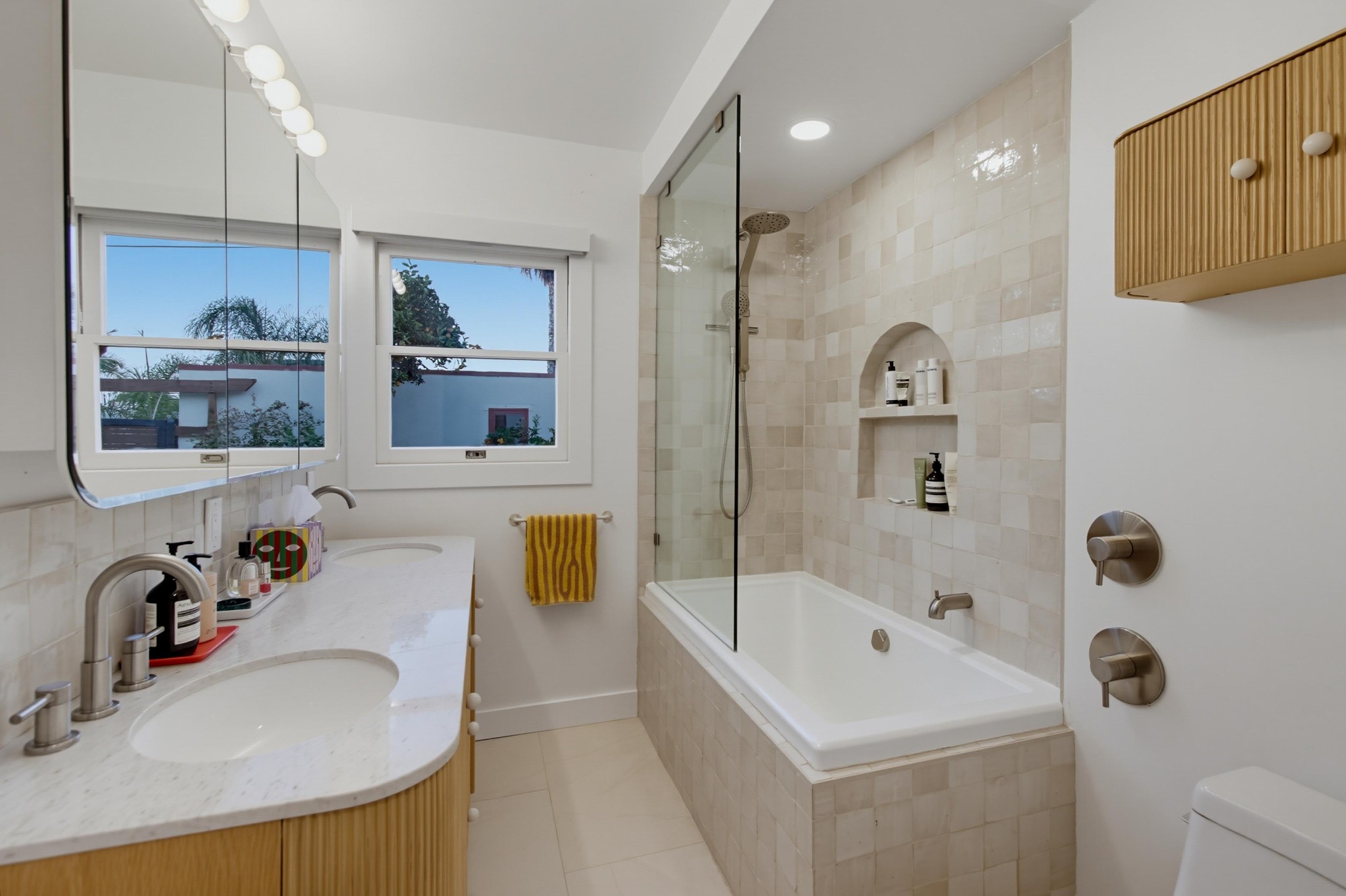 Virtual tour photo 39 of 76 for 3144 Laurel St