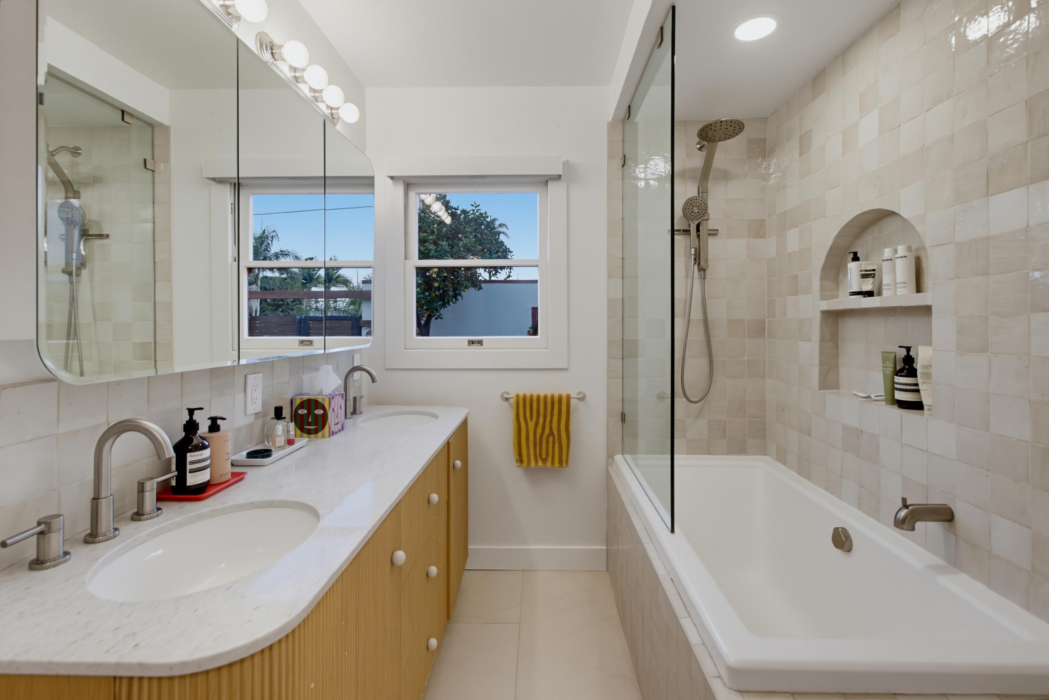 Virtual tour photo 40 of 76 for 3144 Laurel St