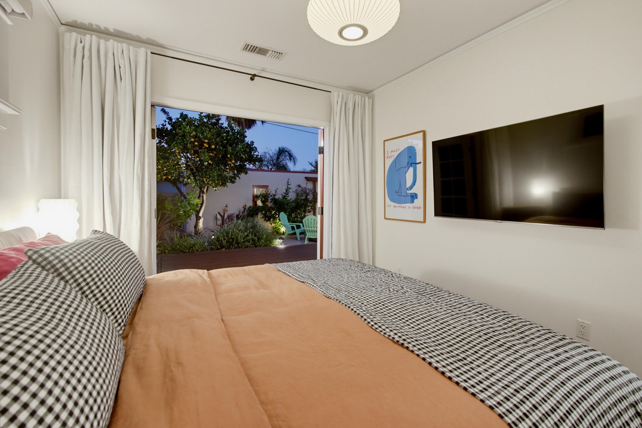 Virtual tour photo 48 of 76 for 3144 Laurel St