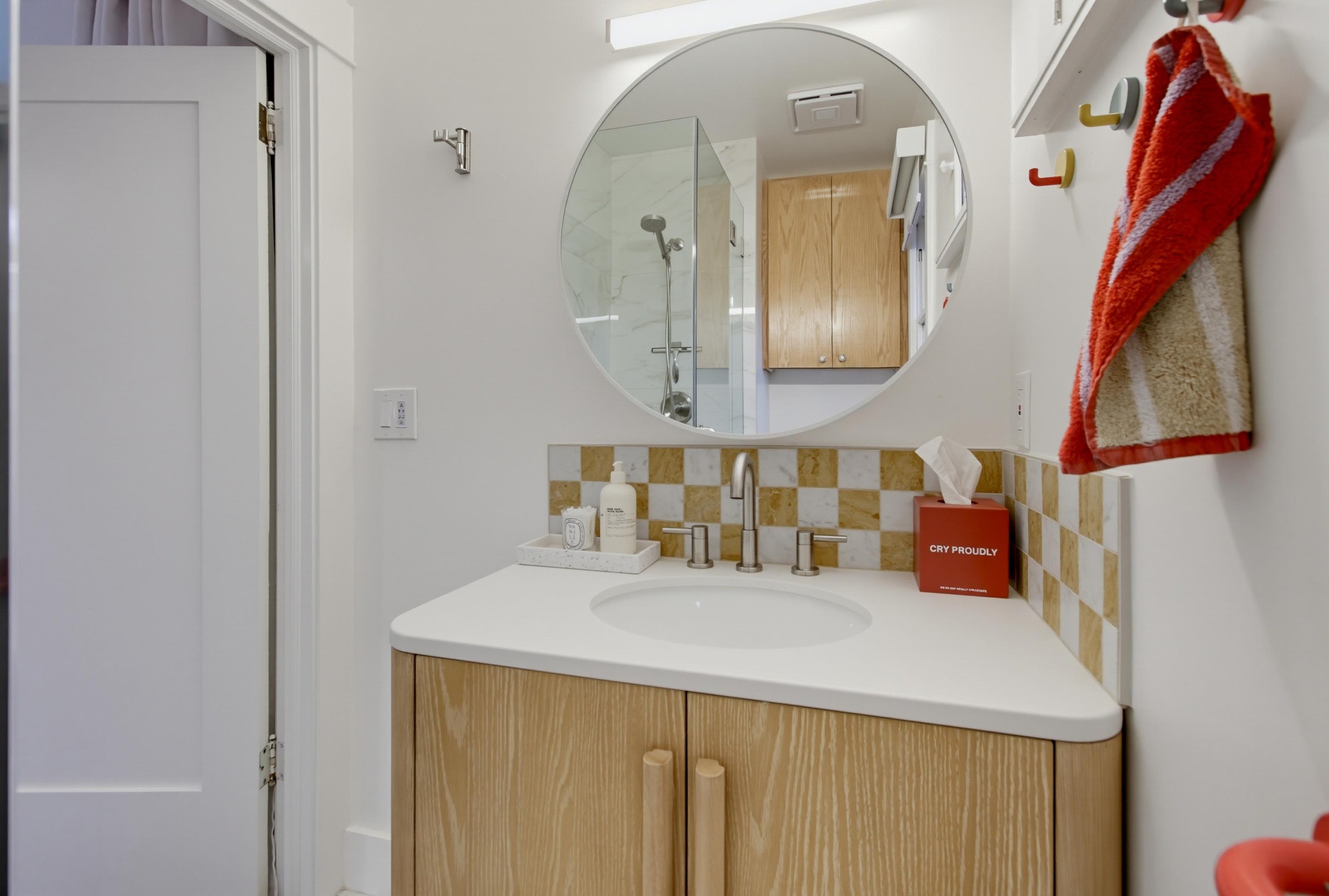 Virtual tour photo 58 of 76 for 3144 Laurel St