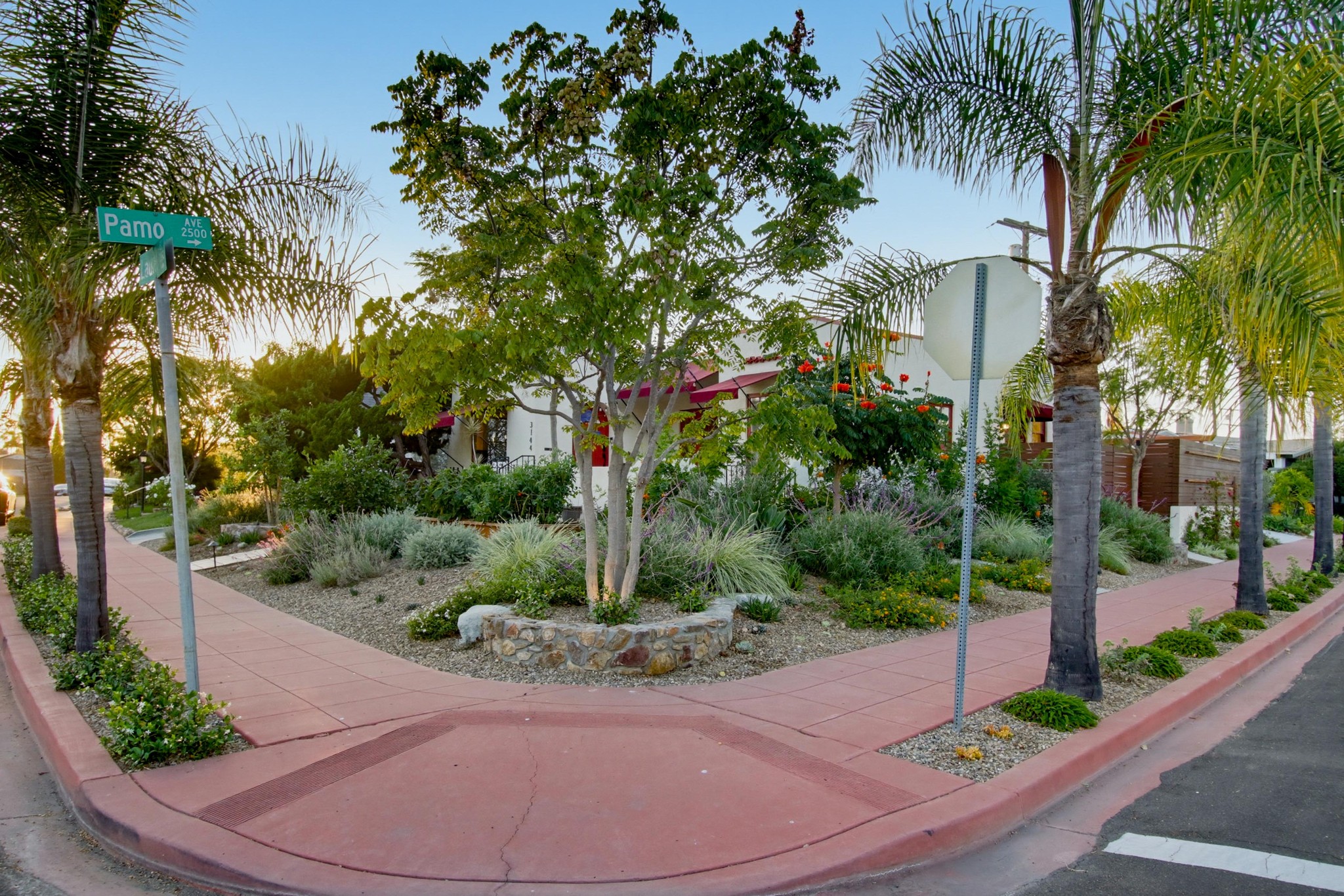 Virtual tour photo 61 of 76 for 3144 Laurel St
