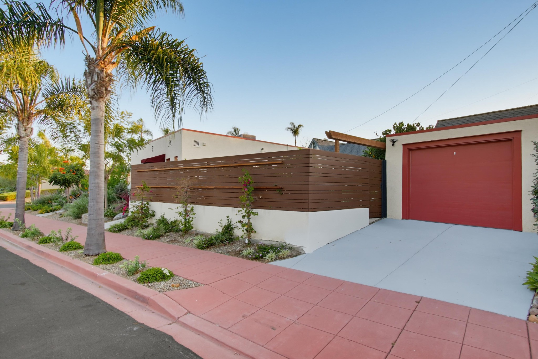 Virtual tour photo 64 of 76 for 3144 Laurel St
