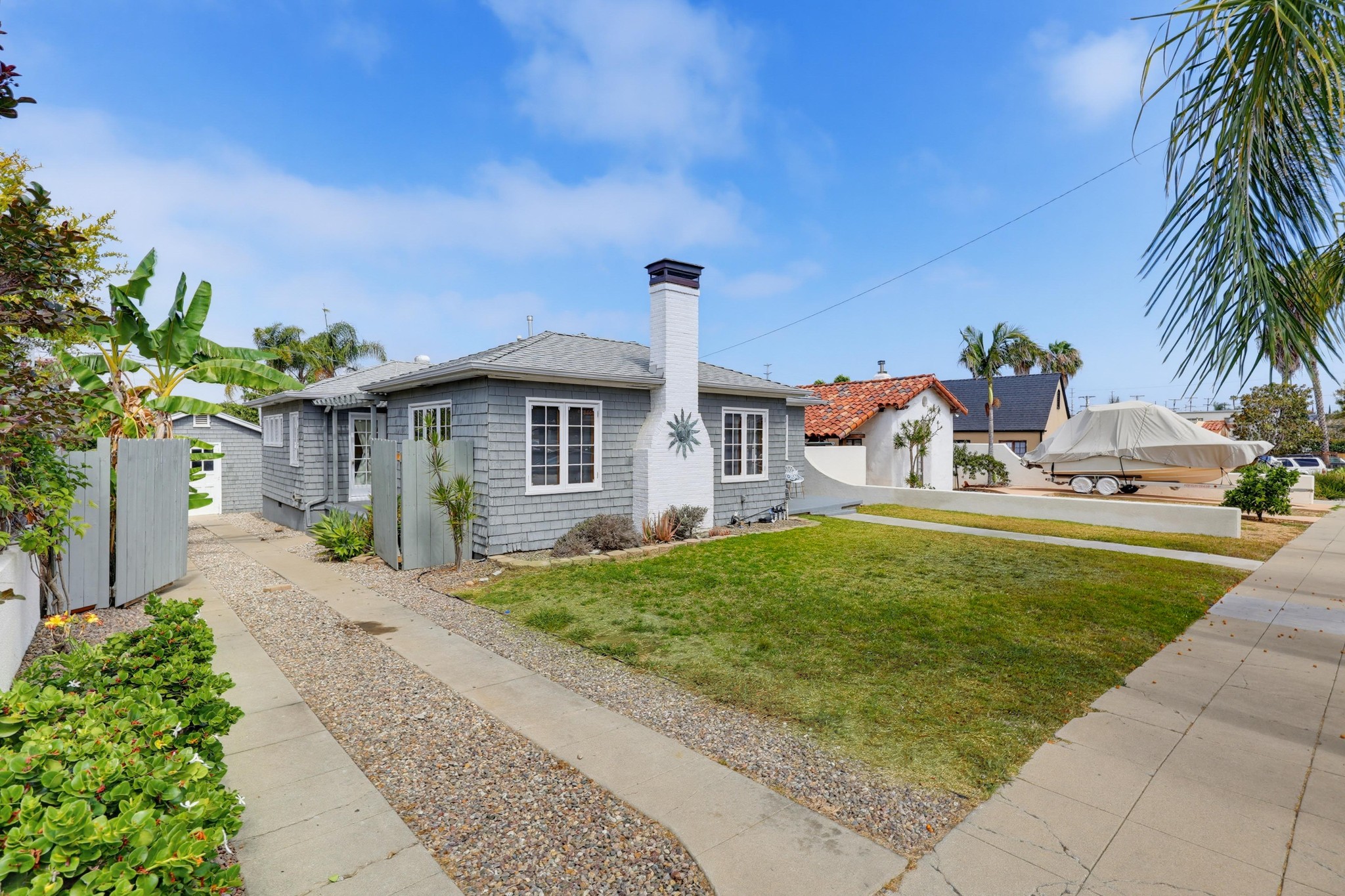 Virtual tour photo 5 of 51 for 3145 Bancroft St