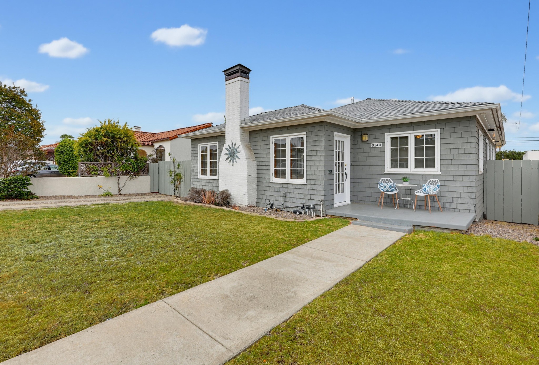 Virtual tour photo 6 of 51 for 3145 Bancroft St