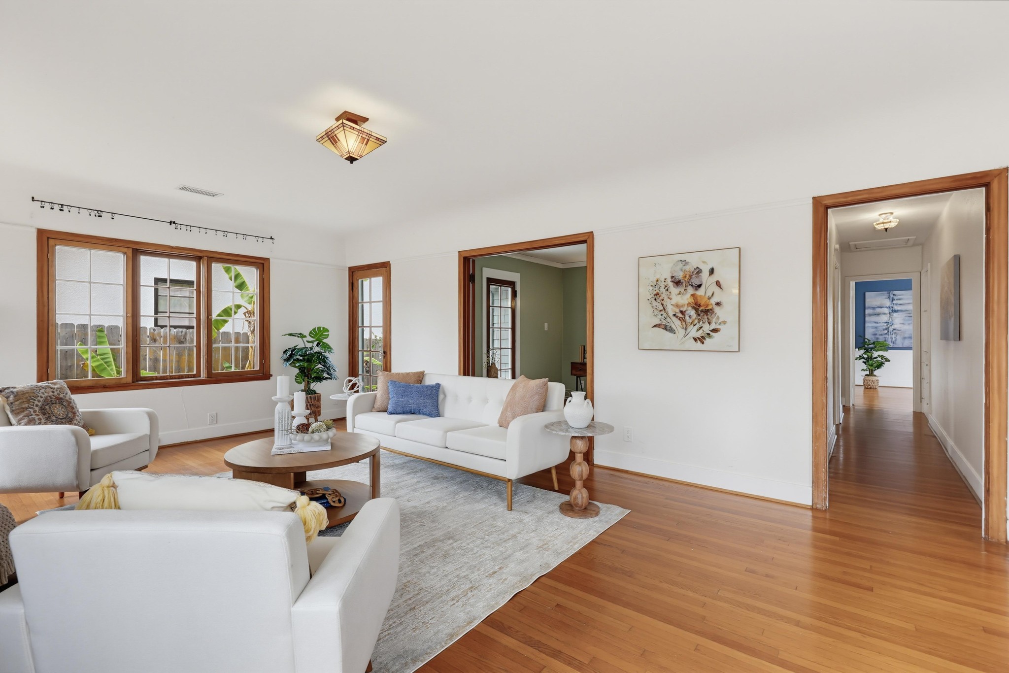 Virtual tour photo 9 of 51 for 3145 Bancroft St
