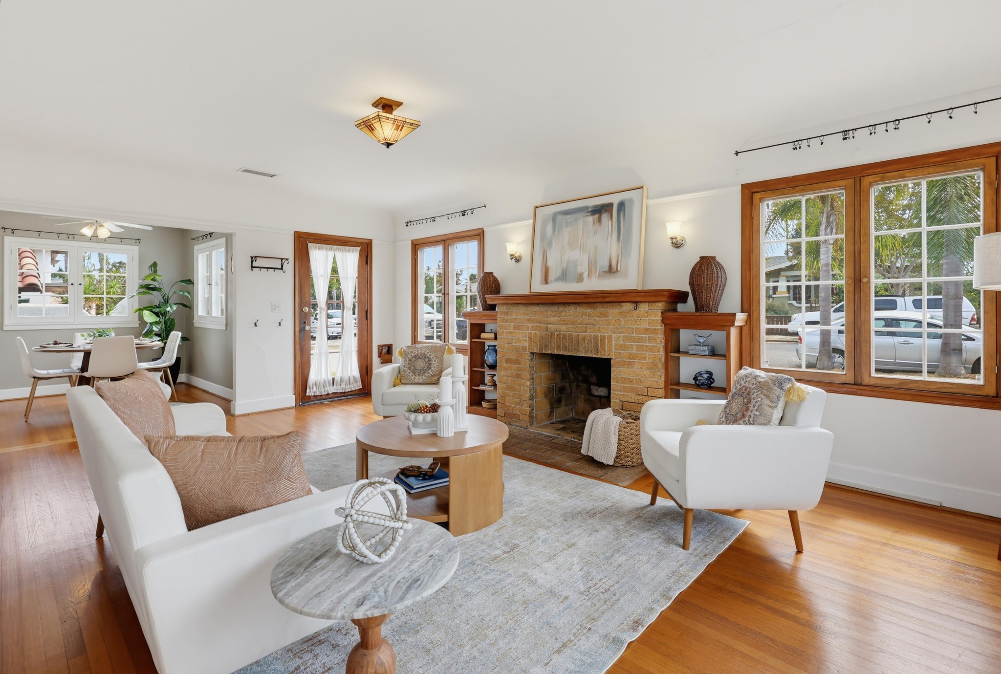 Virtual tour photo 13 of 51 for 3145 Bancroft St