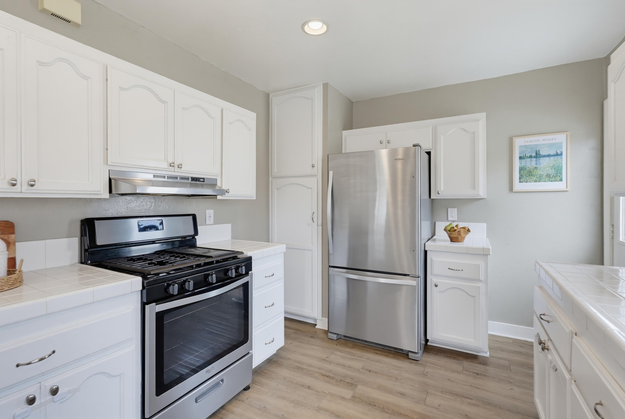 Virtual tour photo 20 of 51 for 3145 Bancroft St