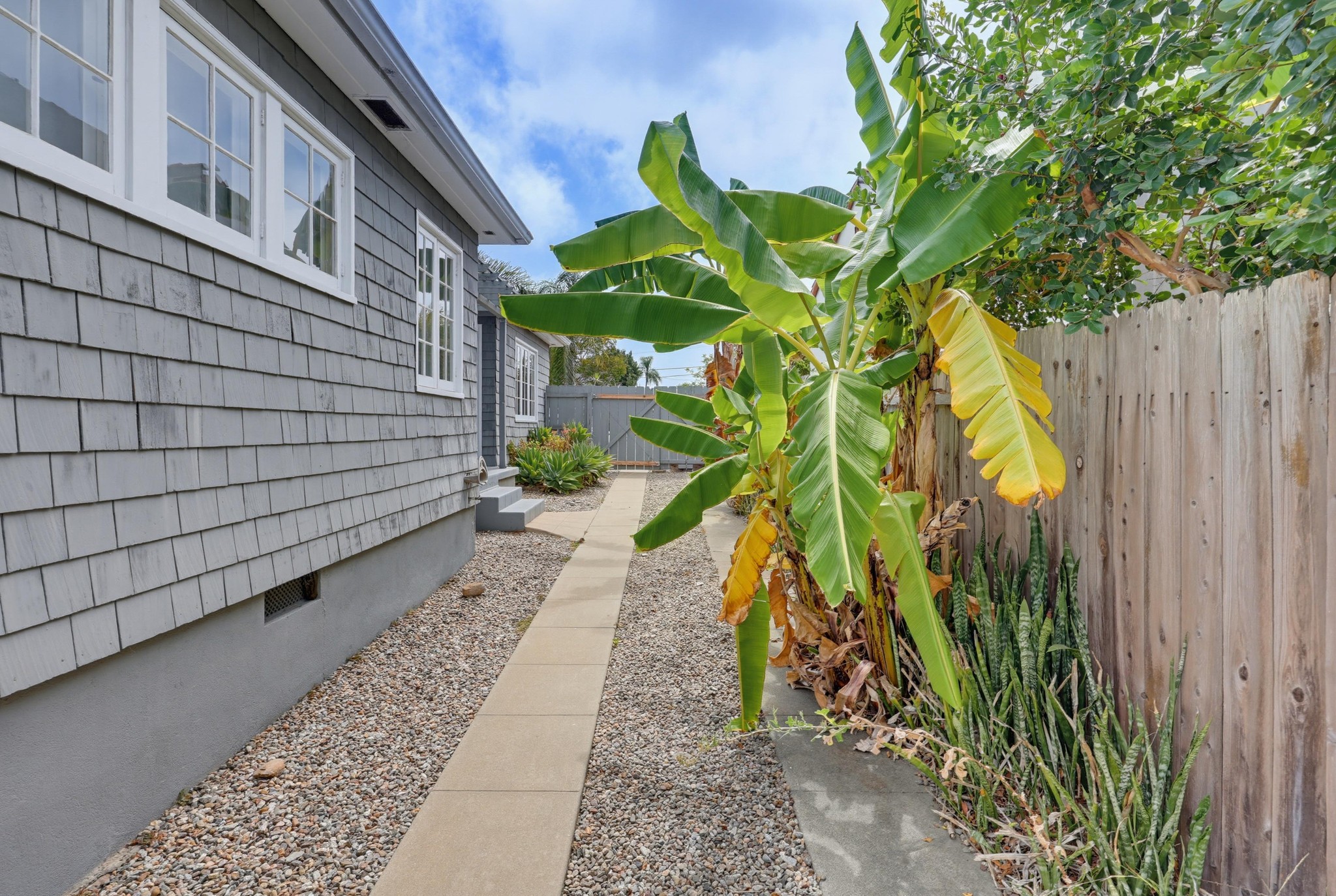 Virtual tour photo 47 of 51 for 3145 Bancroft St