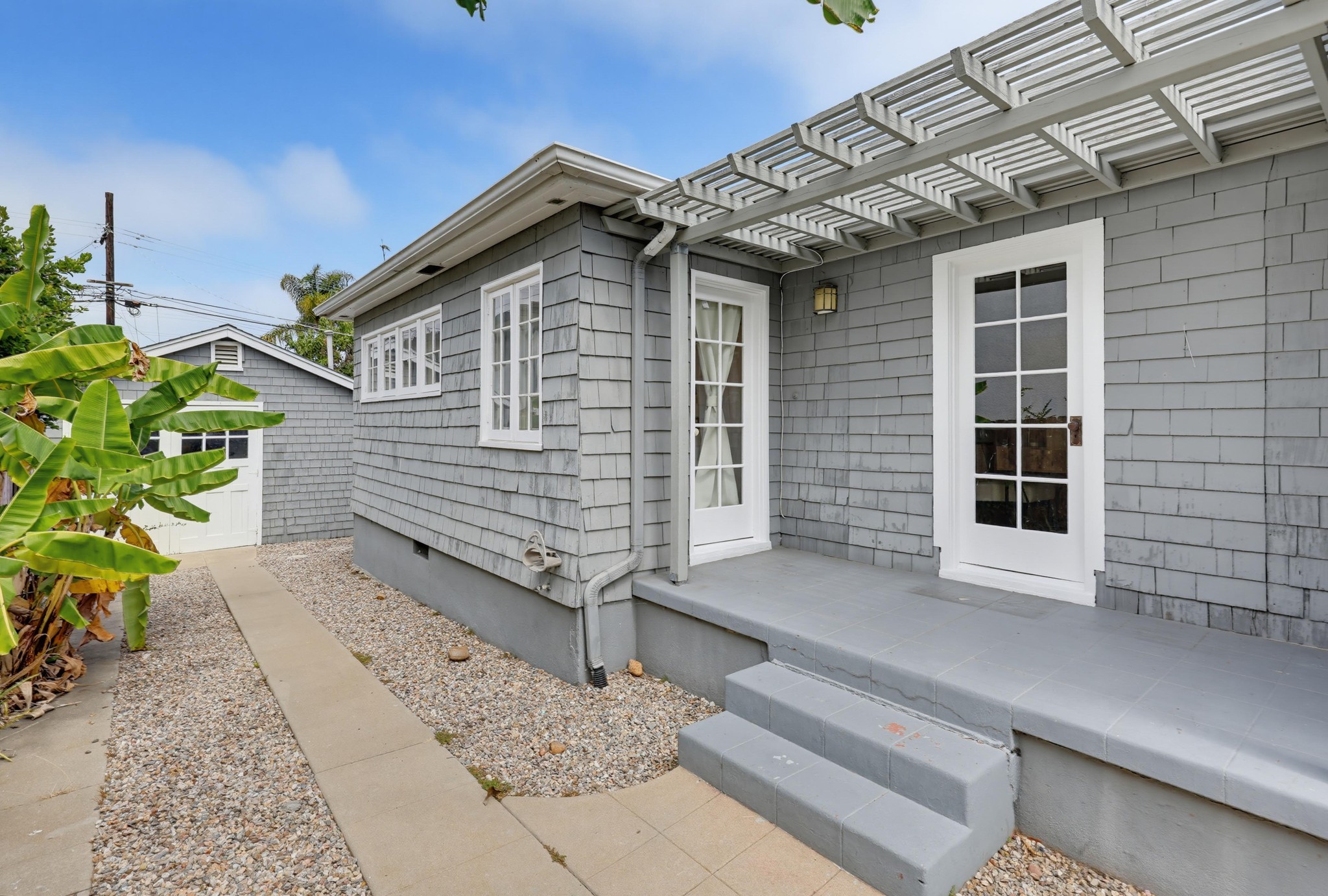 Virtual tour photo 50 of 51 for 3145 Bancroft St