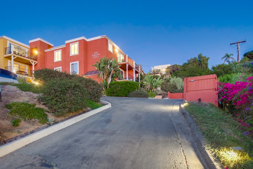 Virtual tour photo 1 of 55 for 3145 Union St APT 5