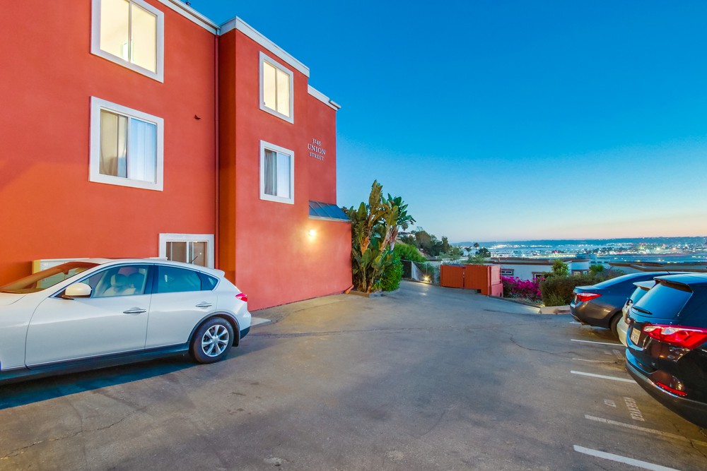 Virtual tour photo 5 of 55 for 3145 Union St APT 5