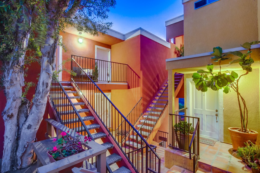 Virtual tour photo 8 of 55 for 3145 Union St APT 5
