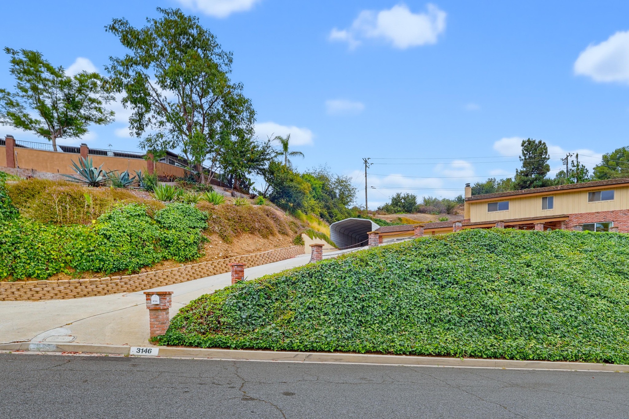 Virtual tour photo 3 of 69 for 3146 E Los Cerillos Dr